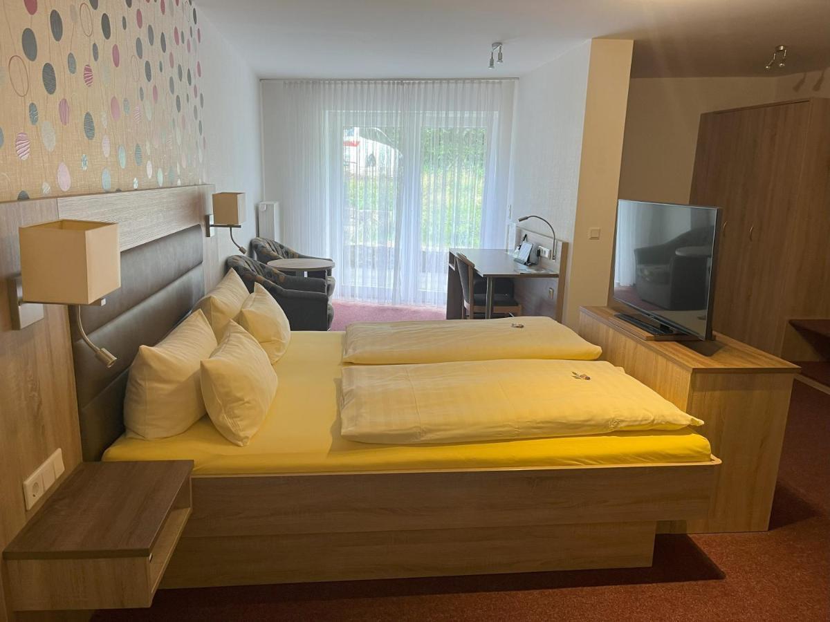 Hotel Am Steinertsee Kaufungen Εξωτερικό φωτογραφία