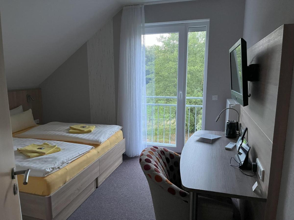 Hotel Am Steinertsee Kaufungen Εξωτερικό φωτογραφία
