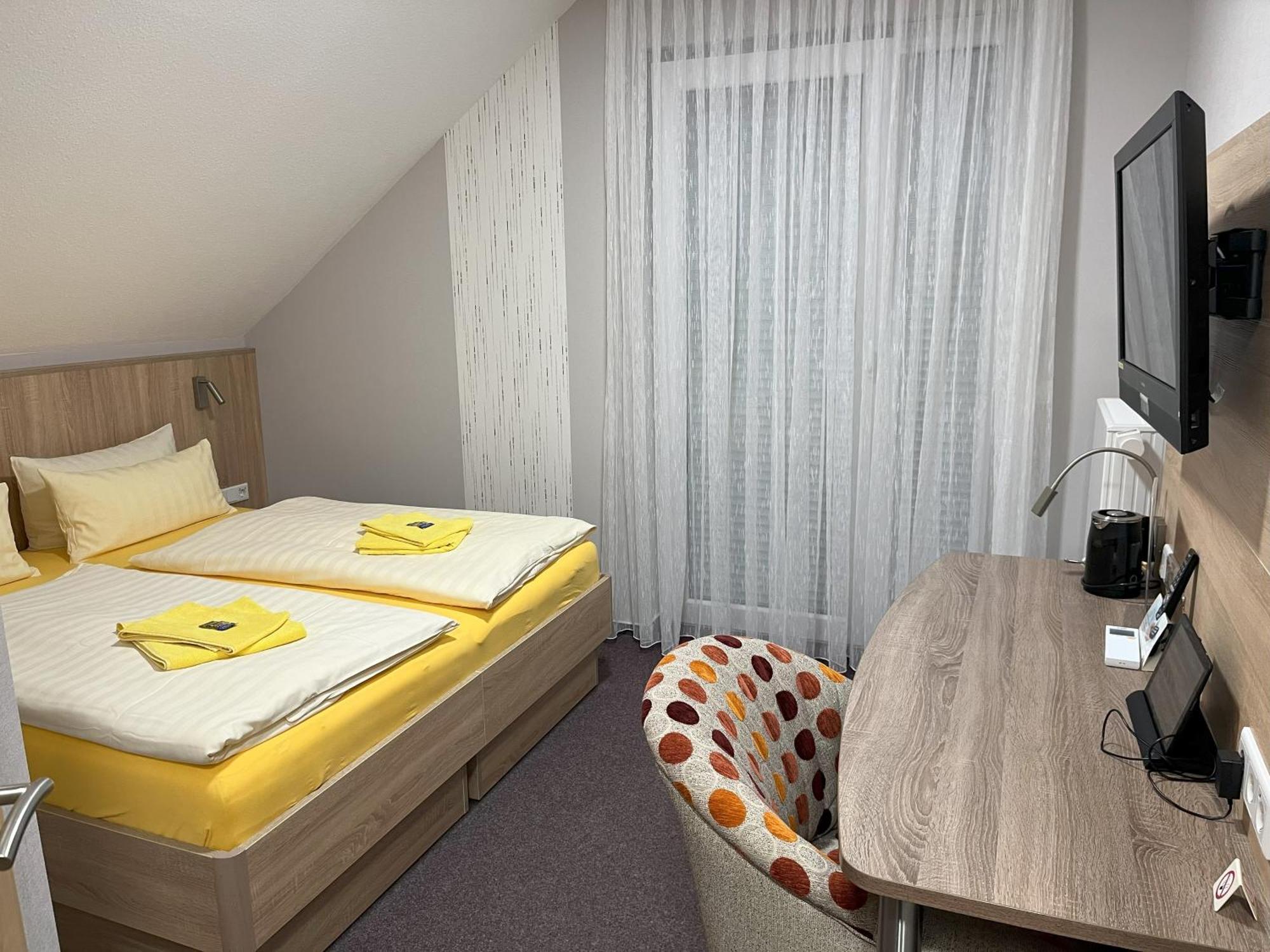 Hotel Am Steinertsee Kaufungen Εξωτερικό φωτογραφία