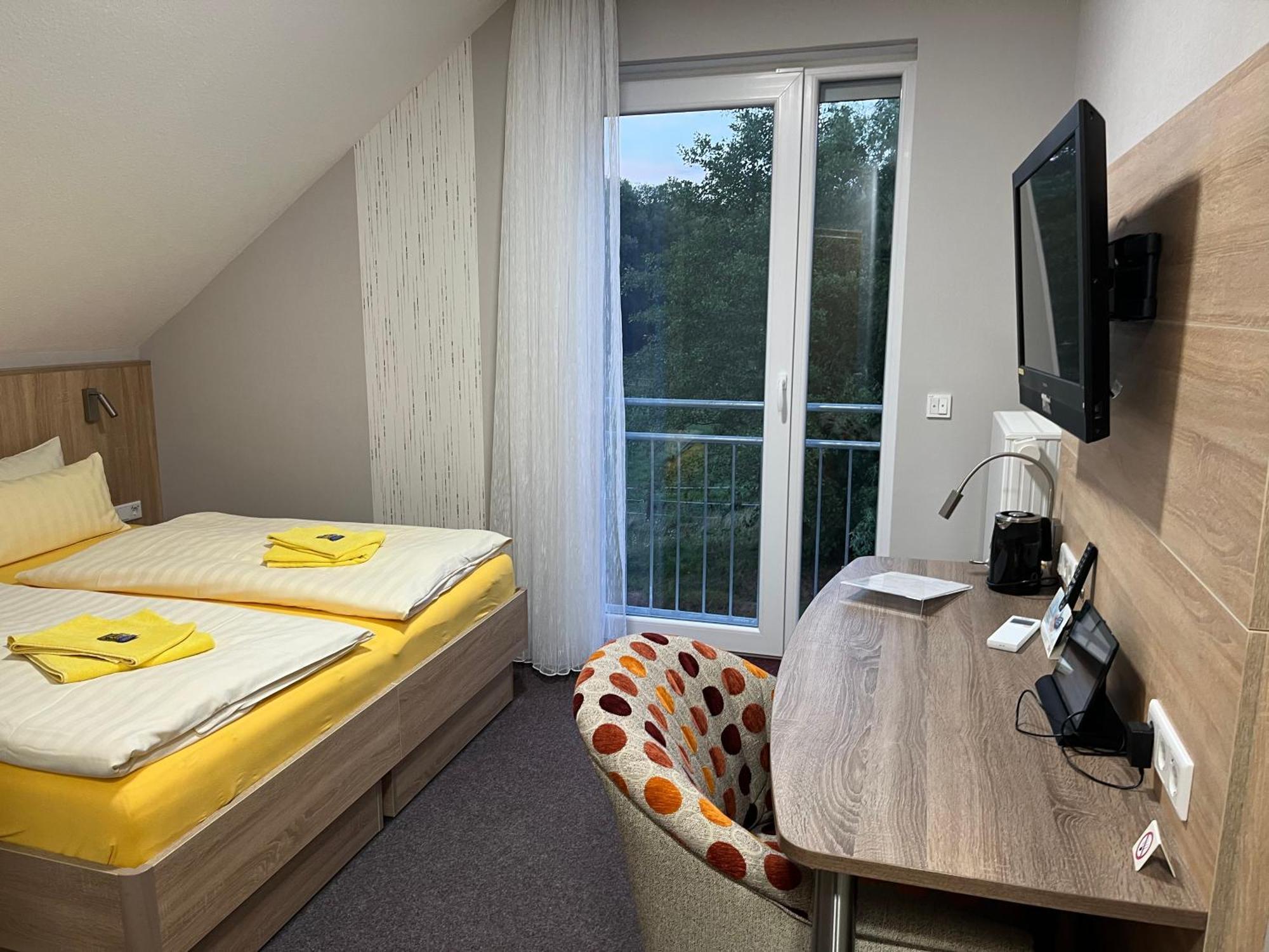 Hotel Am Steinertsee Kaufungen Εξωτερικό φωτογραφία