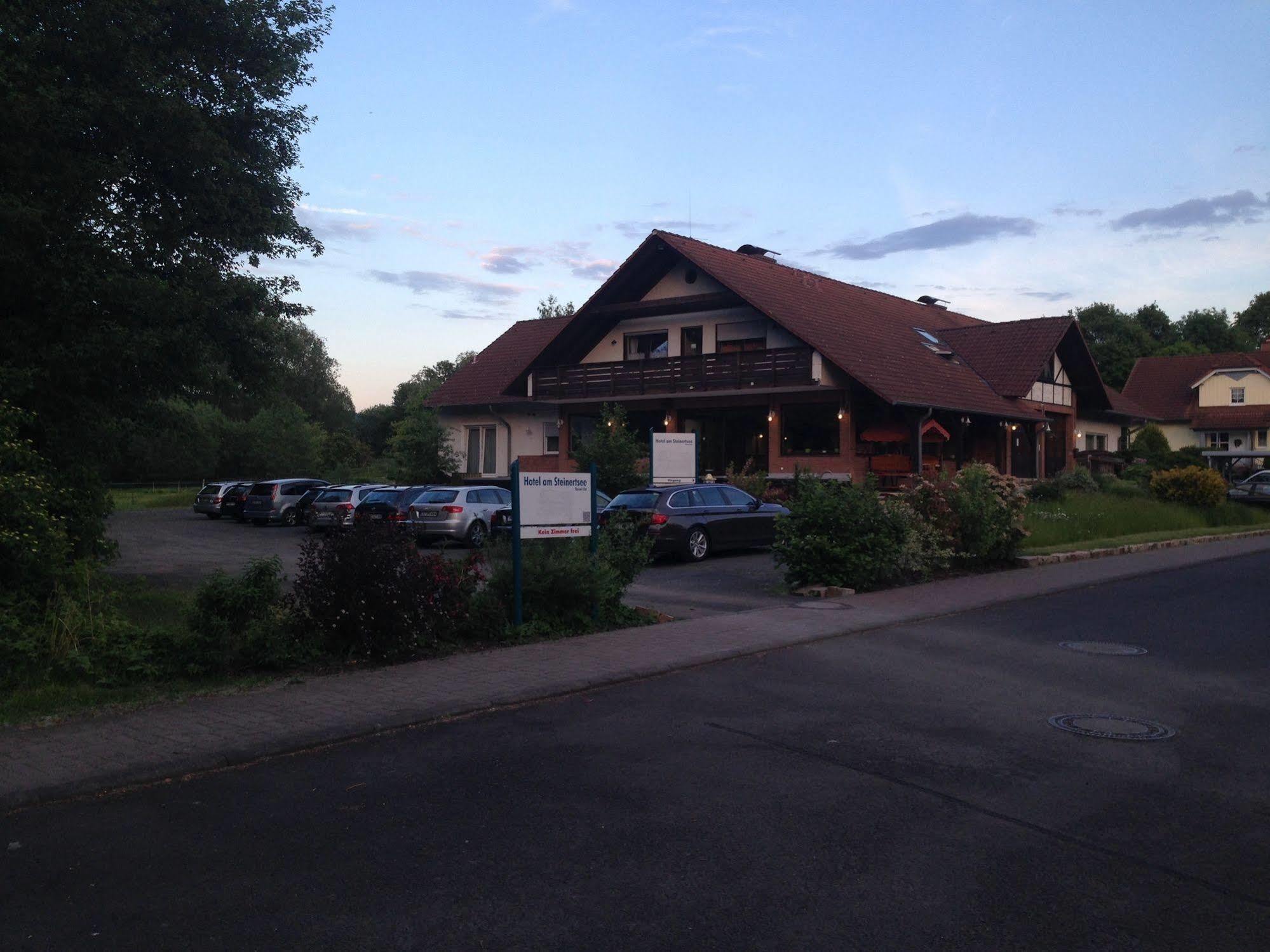 Hotel Am Steinertsee Kaufungen Εξωτερικό φωτογραφία